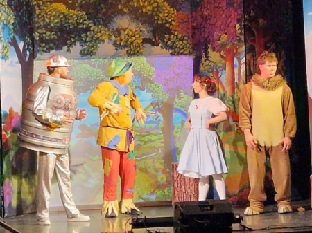 Maluchy w teatrze